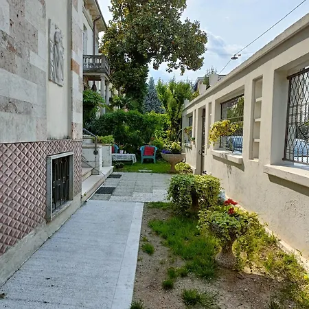 Bed & Breakfast Mavipagi