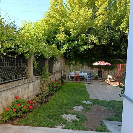 Nocleg ze śniadaniem Mavipagi *