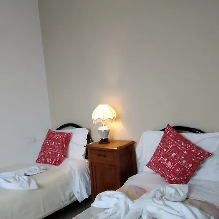 Bed & Breakfast Mavipagi *