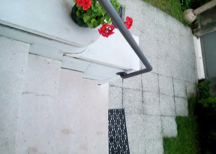 Bed & Breakfast Mavipagi *